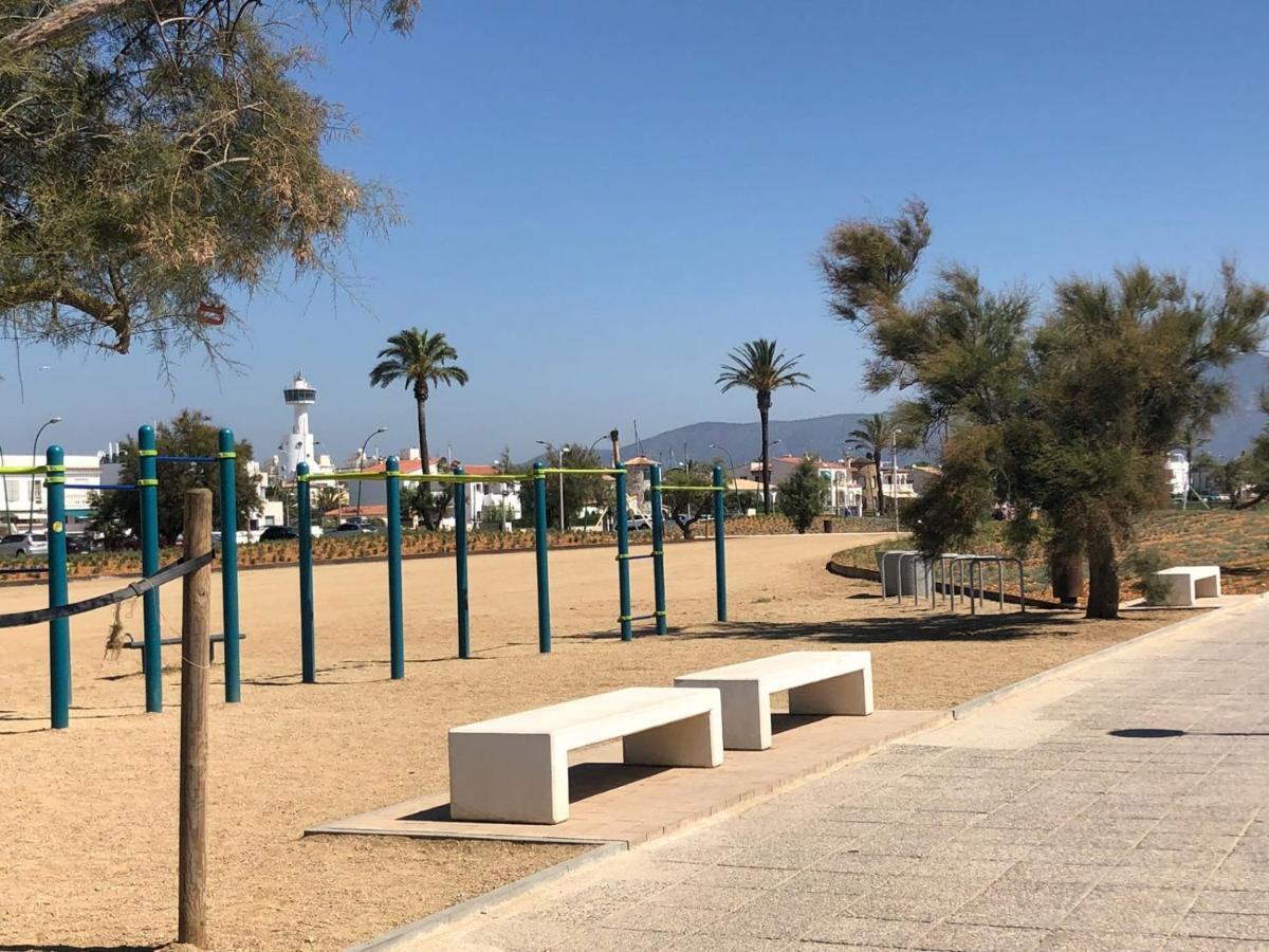 Vista Bahia 23 Empuriabrava Apartment Ngoại thất bức ảnh